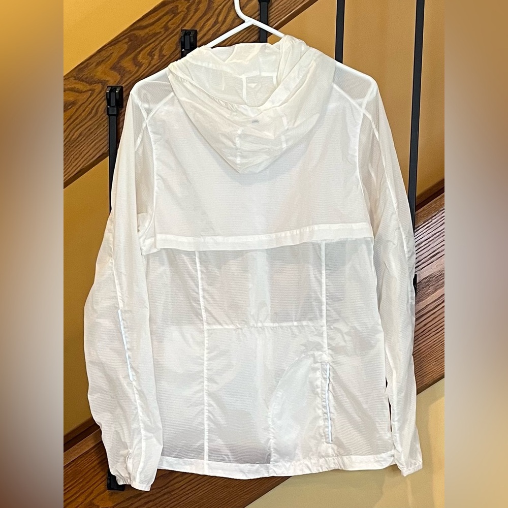 Fabletics Jacket Running Packable White-Sz. Large… - image 2